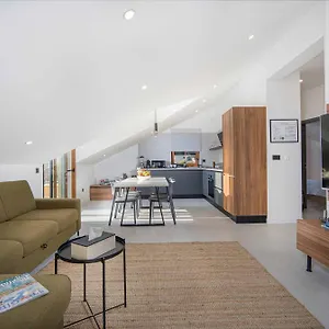 Apartment Oleander Urban Suites, High-speed Internet, At 250, Pet Friendly 